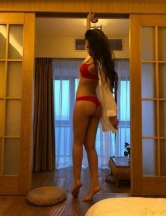 Проститутка София, 24 года, рост 175 см, грудь 2 размер